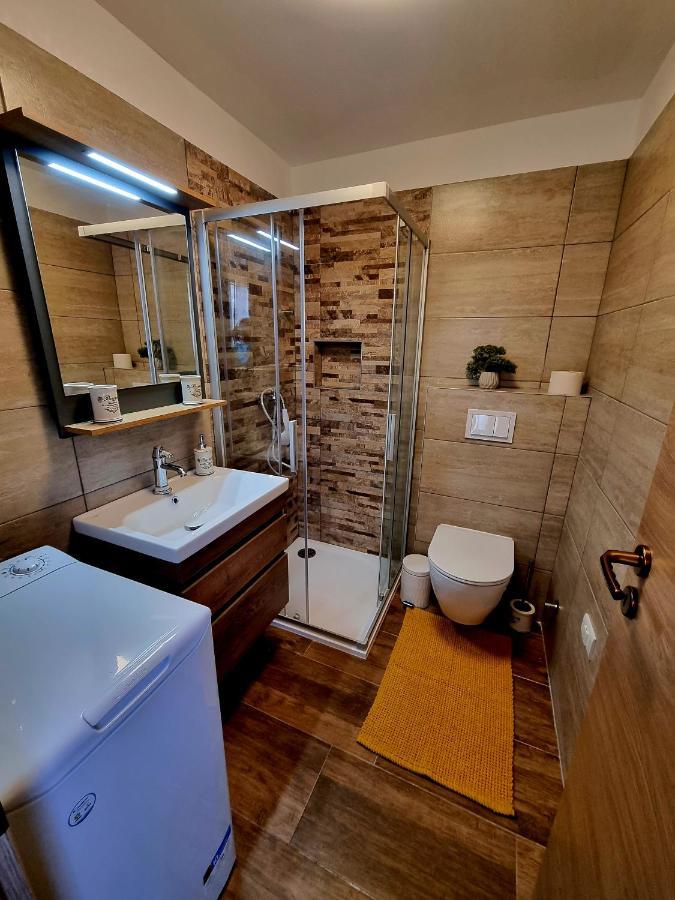 Retro Chic Studio Pula Ngoại thất bức ảnh