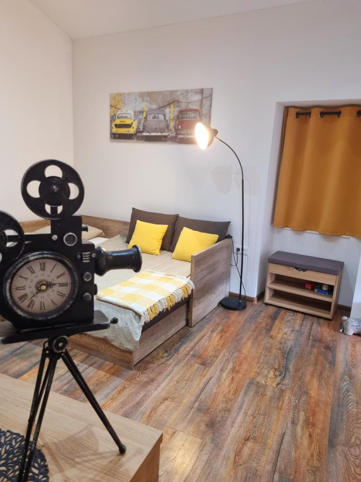Retro Chic Studio Pula Ngoại thất bức ảnh
